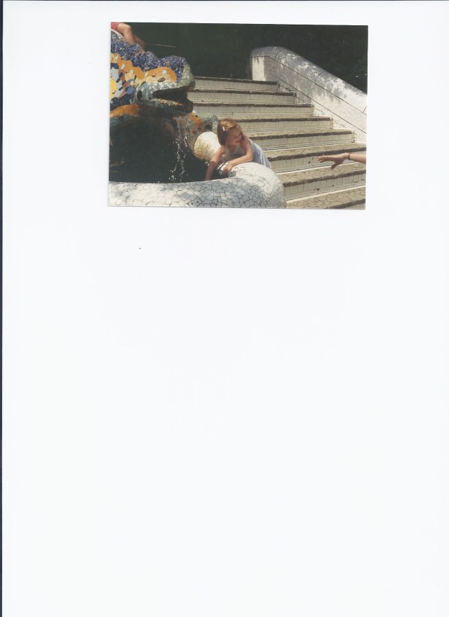 Parque Guell-dragon.jpg